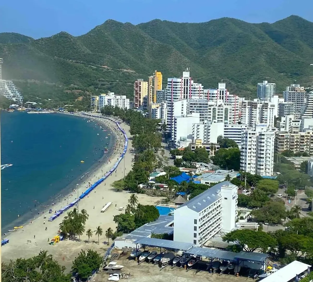 Rodadero Exclusivo - 2Hab Suite A Metros Del Mar Puerto de Gaira